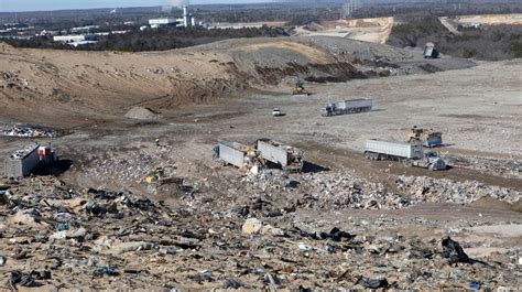 Brookhaven to vote on spending $1.4M to add capacity at town landfill - Newsday