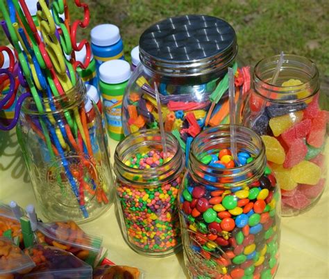 Rainbow candy bar Abc Birthday Parties, 30th Birthday, Birthday Ideas, Rainbow Candy Bars ...