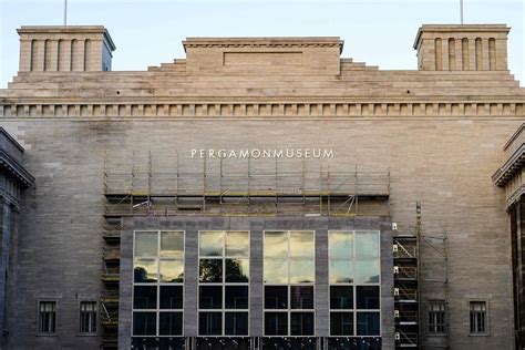 Babylon Berlin: Antiquities museum shuts for 14-year facelift ...