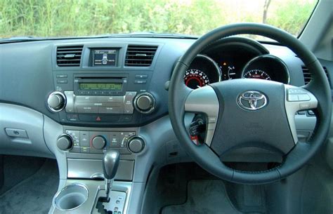 2008 toyota highlander interior photos