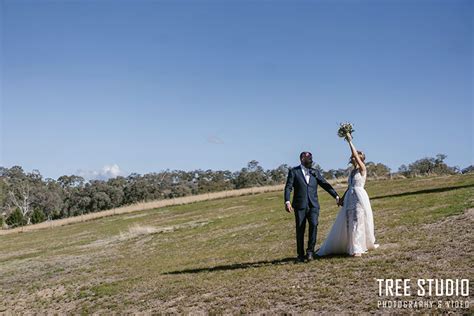 What is Rustic Wedding Photography in Melbourne?