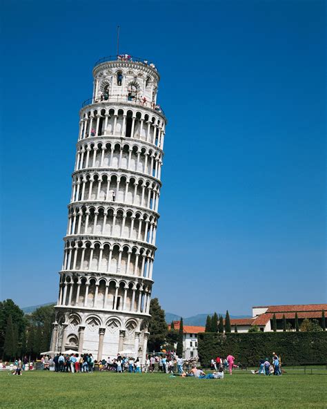 The Leaning Tower of Pisa Historical Facts and Pictures | The History Hub