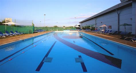 Swimming Pools in Dartford | Outdoor Pool | David Lloyd