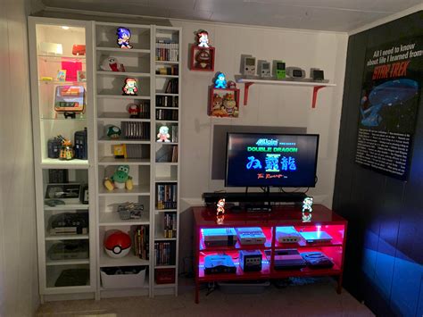 Our humble retro gaming nook : r/gamerooms