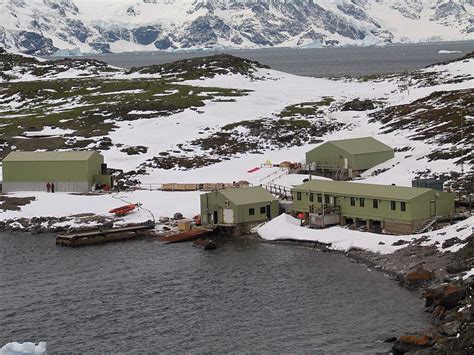 Antarctic Stations - Scientific Research Bases and Facilities