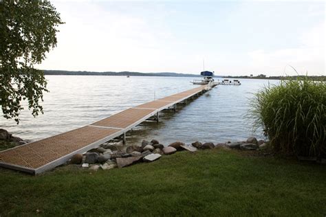 Stronger Aluminum Frame | TWIN BAY DOCK PRODUCTS