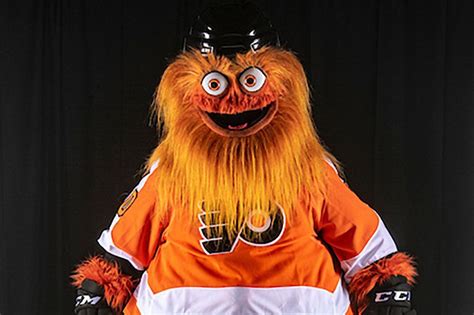 Flyers weigh in on Gritty, the new mascot: ‘We’ll see how gritty he is’