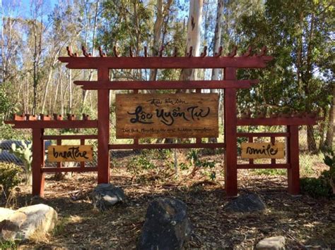 A Day of Mindfulness at Thich Nhat Hanh’s Deer Park Monastery | Sunshine & Kale