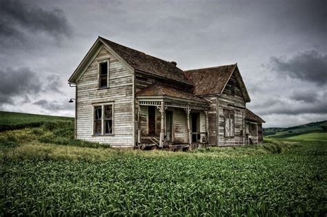 Abandoned Farmhouse on the Palouse HDR | Abandoned houses, Abandoned ...