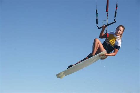 Kitesurfing For Beginners: A Guide To The Equipment