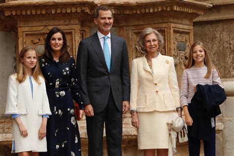 Spanish Royal Family Attends Easter Mass | RegalFille | Queen Letizia of Spain | Queen Letizia ...