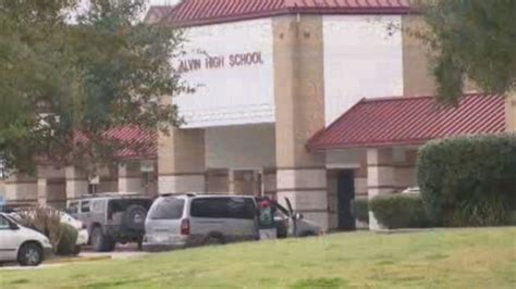 Alvin ISD high school student arrested on terroristic threat...