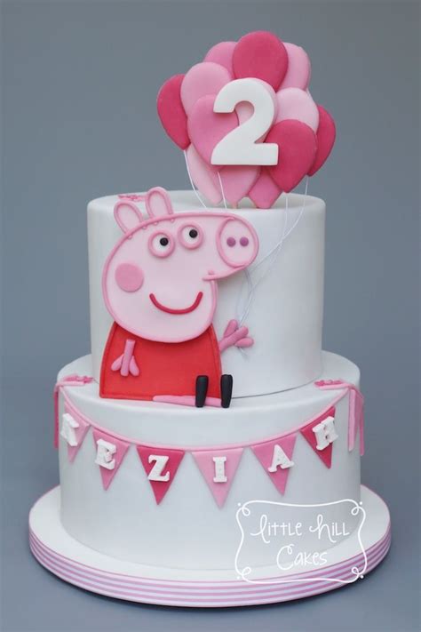 Zweistöckige Fondant Torte mit Peppa Wutz für Kindergeburtstag, Peppa hält Ballons und Ziffer ...