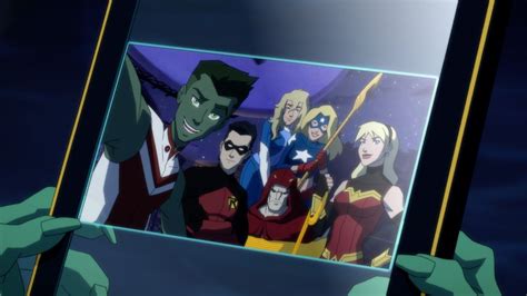 ‘Young Justice: Phantoms’ Fashions New Take on Adolescent Heroes ...