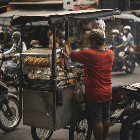 Tastiest Vietnamese Street Food You Must Try - Traveler Master