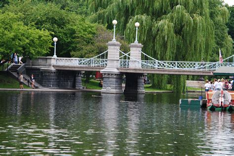 World's smallest suspension bridge - Public Garden, Boston | Public ...