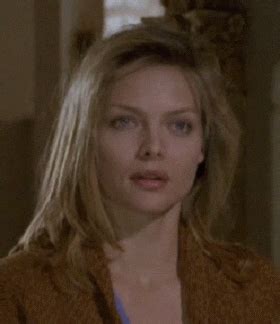 Michelle Pfeiffer GIF - Find & Share on GIPHY