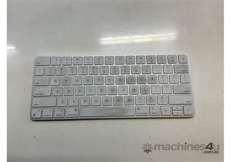 Used Apple Apple Bluetooth Keyboard and Mouse in , - Listed on Machines4u