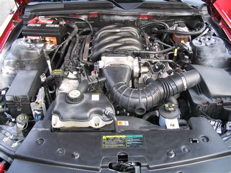 2005 GT Engine | Ford Mustang Photo Gallery | Shnack.com