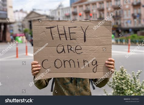 5,413 Holding a cardboard protest Images, Stock Photos & Vectors ...