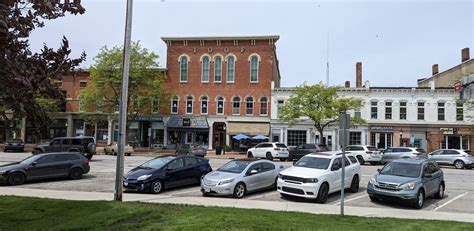 Chardon Square Association Asks for Help from Local Businesses | Geauga ...