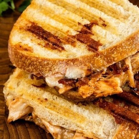 BBQ Chicken Panini Recipe - EASY GOOD IDEAS