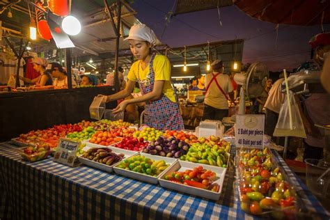 phuket-weekend-market-4 - Living + Nomads – Travel tips, Guides, News ...