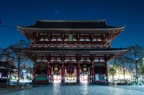 The famous that shrine in Asakusa : r/japanpics