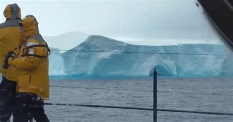 A68a, the world's biggest iceberg, broke away from the Antarctic and is on the move