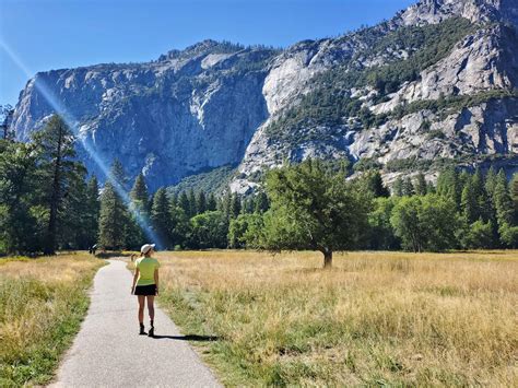 The Best Easy Hikes in Yosemite National Park (Under 4 Miles) - Amateur ...