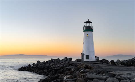 Great Lakes Lighthouses - Wide News