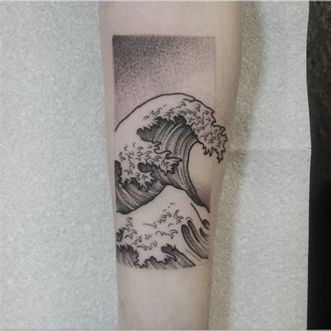 The great wave of Kanagawa tattoo - Tattoogrid.net