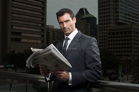 Businessman Reading A Newspaper Picture And HD Photos | Free Download On Lovepik