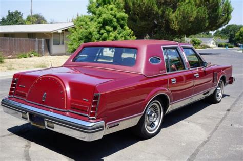 1982 Lincoln Continental Mark VI Signature Series for sale: photos ...