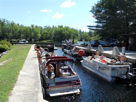 Connecticut Gypsies: Going through the locks on Sebago Lake, Maine