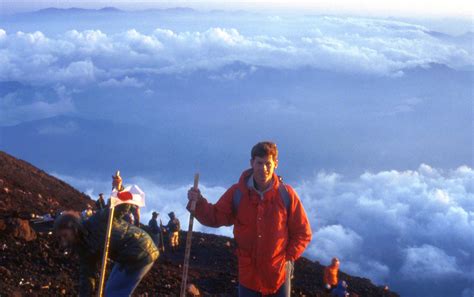 Sunrise on the summit, Mt Fuji, Japan | Sunrise, Landmarks, Natural ...