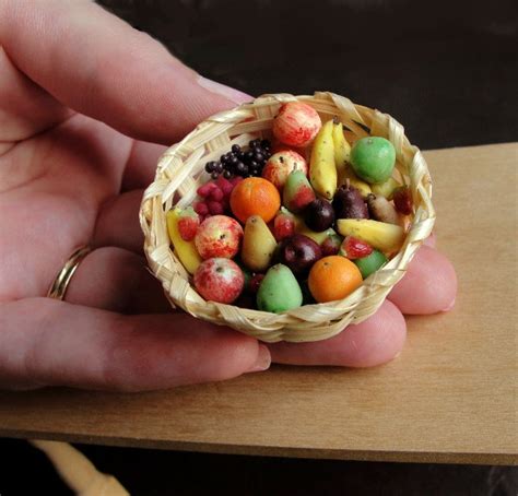 A Series of Remarkably Realistic 1:12 Scale Food Miniatures Made Out of ...