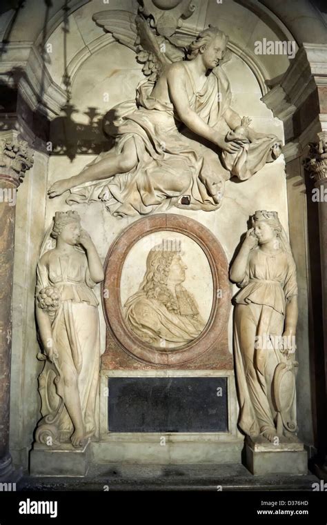 Baroque tomb of King Louis XIV of France and Navarra (1638 - 1715 ...