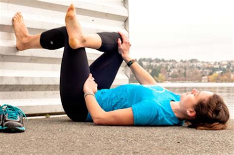 8 Hip stretches your body really needs