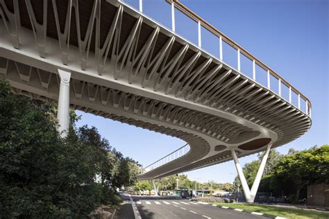 Innovative Pedestrian Bridges and Their Construction Details | ArchDaily