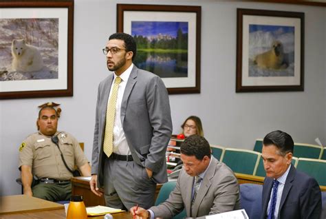 Ex-NFL player Winslow Jr takes plea deal before rape retrial – WildAboutTrial.com | Latest ...