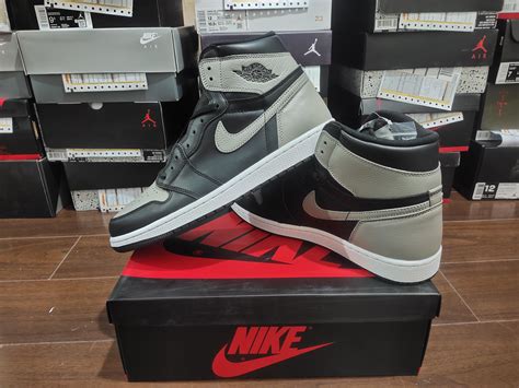 Air Jordan 1 Retro High OG Shadow,How they look guys? : r/RepCentral