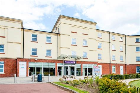 PREMIER INN STOKE/TRENTHAM GARDENS HOTEL - Updated 2021 Prices, Reviews, and Photos (Stoke-on ...