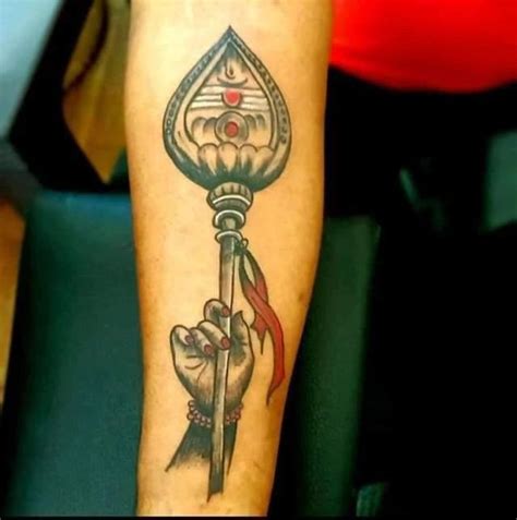 Pin by Shanthini on Tattoos | Hand tattoos for guys, Murugan vel tattoo ...