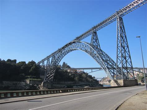 D. Maria Pia bridge was designed by Gustave Eiffel himself! It became inoperative in 1991. | Ponte