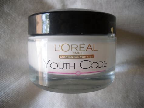 Beautifully Glossy: L'Oreal Youth Code