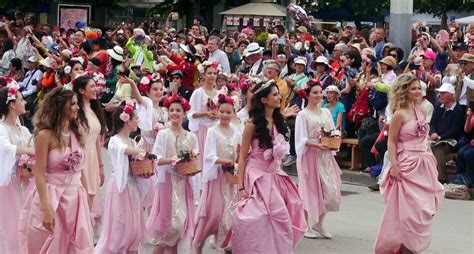 Guide to the Rose festival, Kazanlak Rose Festival Tours and Info