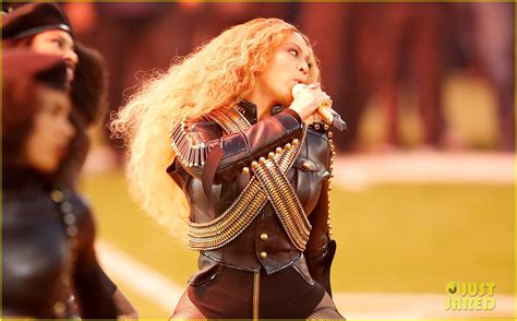 Beyonce: Super Bowl Halftime Show 2016 Video - WATCH NOW!: Photo 3571758 | 2016 Super Bowl ...