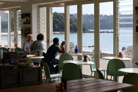 Bathers Pavilion Cafe, Balmoral Beach | Beach house cafe, Island home, Tea house