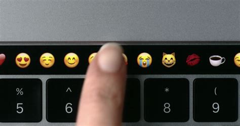 Apple's new MacBook Pro 2016 has an emoji keyboard — and your friends ...